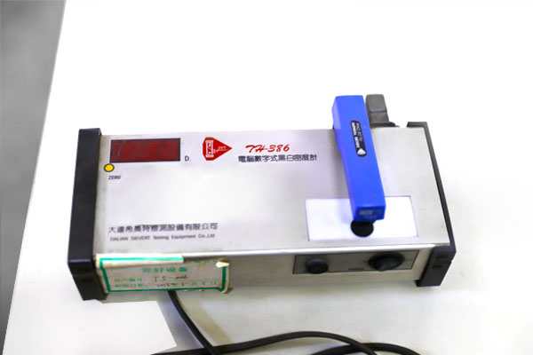 電腦數(shù)字式黑白密度計